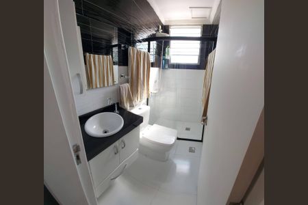Banheiro  de apartamento à venda com 2 quartos, 50m² em Recanto Quarto Centenario, Jundiaí