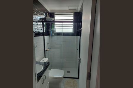 Banheiro  de apartamento à venda com 2 quartos, 50m² em Recanto Quarto Centenario, Jundiaí