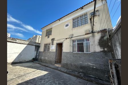 Apartamento à venda com 70m², 3 quartos e sem vagaFachada frente