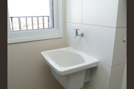 Apartamento para alugar com 68m², 2 quartos e 1 vagaÁrea de Serviço