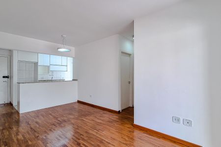 Apartamento para alugar com 60m², 2 quartos e 2 vagas Apartamento para alugar com 60m², 2 quartos e 2 vagasSala