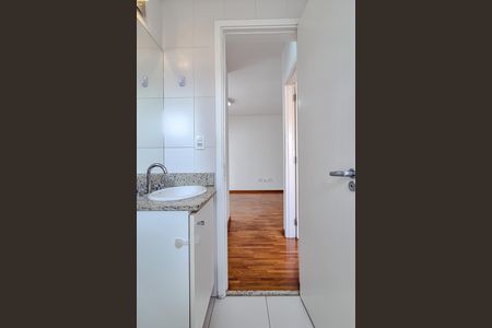 Apartamento para alugar com 60m², 2 quartos e 2 vagas Apartamento para alugar com 60m², 2 quartos e 2 vagasBanheiro