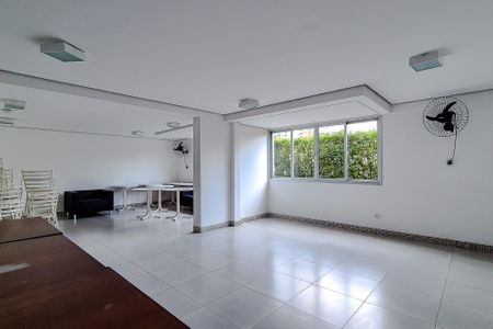 Apartamento para alugar com 60m², 2 quartos e 2 vagas Apartamento para alugar com 60m², 2 quartos e 2 vagasÁrea comum - Salão de festas