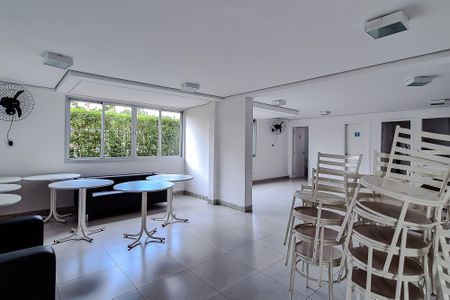 Apartamento para alugar com 60m², 2 quartos e 2 vagas Apartamento para alugar com 60m², 2 quartos e 2 vagasÁrea comum - Salão de festas