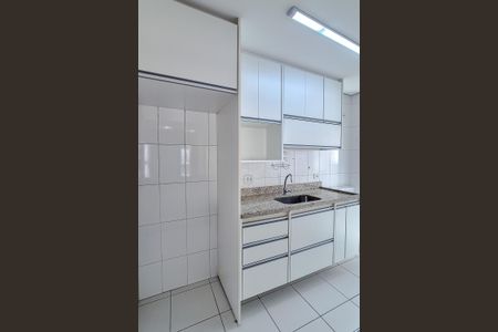 Apartamento para alugar com 60m², 2 quartos e 2 vagas Apartamento para alugar com 60m², 2 quartos e 2 vagasCozinha