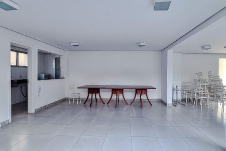Apartamento para alugar com 60m², 2 quartos e 2 vagas Apartamento para alugar com 60m², 2 quartos e 2 vagasÁrea comum - Salão de festas