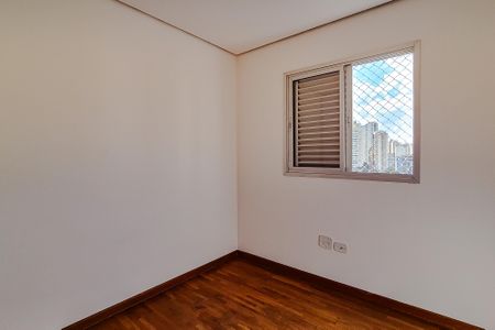 Apartamento para alugar com 60m², 2 quartos e 2 vagas Apartamento para alugar com 60m², 2 quartos e 2 vagasQuarto 2