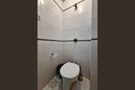 Apartamento para alugar com 85m², 2 quartos e sem vaga Apartamento para alugar com 85m², 2 quartos e sem vagaBanheiro de serviço