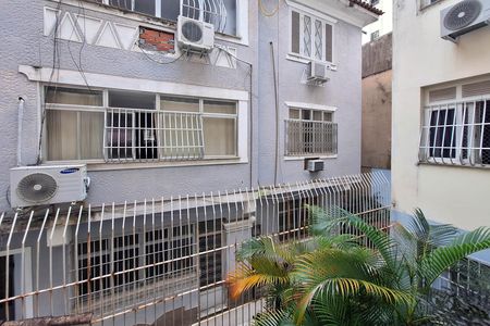 Apartamento para alugar com 85m², 2 quartos e sem vaga Apartamento para alugar com 85m², 2 quartos e sem vagaSala