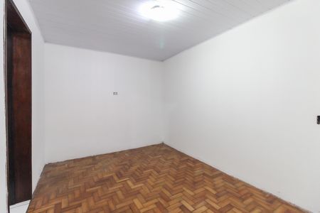 Quarto 1 de casa para alugar com 2 quartos, 100m² em Jardim Guaianazes, São Paulo