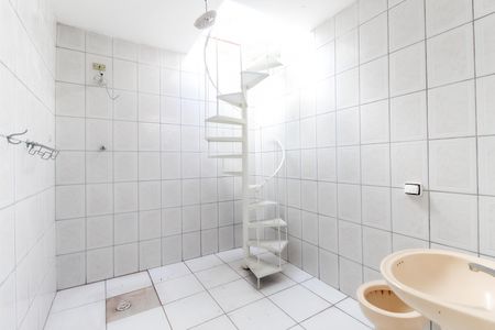 Casa para alugar com 100m², 2 quartos e 1 vagaBanheiro de Serviço