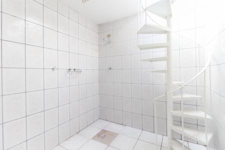 Casa para alugar com 100m², 2 quartos e 1 vagaBanheiro de Serviço