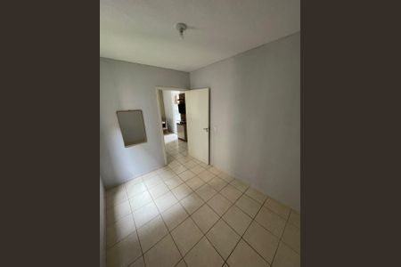 Quarto de apartamento para alugar com 2 quartos, 48m² em Europa, Contagem