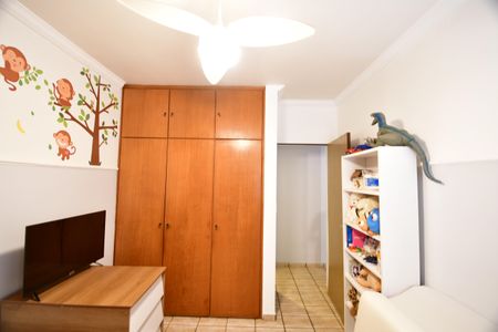 Apartamento à venda com 90m², 2 quartos e 1 vagaQuarto 2