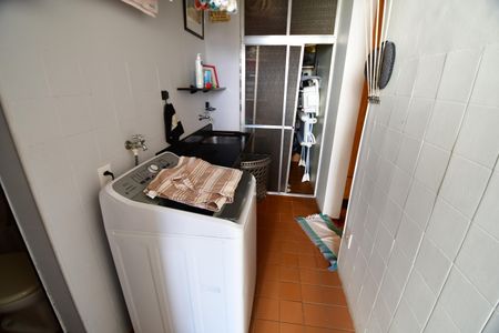 Apartamento à venda com 90m², 2 quartos e 1 vagaÁrea de Serviço