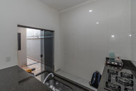 Cozinha  de casa para alugar com 3 quartos, 83m² em Vila Sol Nascente , Sumaré