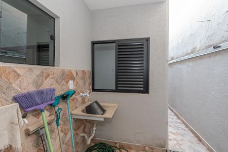 Área de Serviço de casa para alugar com 3 quartos, 83m² em Vila Sol Nascente , Sumaré