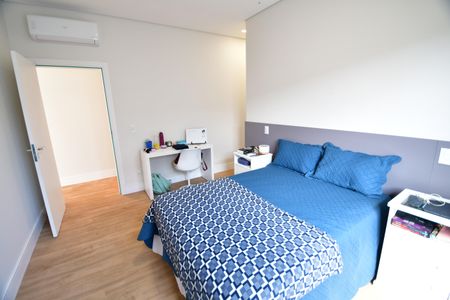 Casa de condomínio para alugar com 295m², 4 quartos e 4 vagasSuíte 2