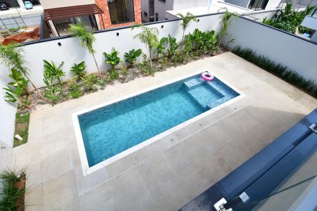 Casa de condomínio para alugar com 295m², 4 quartos e 4 vagasPiscina
