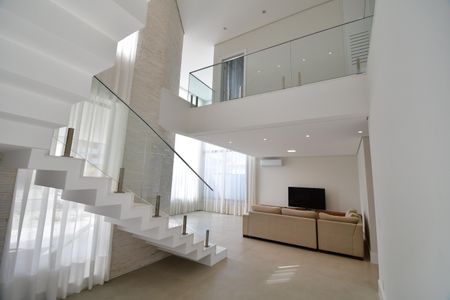 Sala de casa de condomínio para alugar com 4 quartos, 295m² em Loteamento Residencial Arborais, Campinas