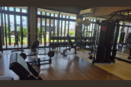 Casa de condomínio para alugar com 295m², 4 quartos e 4 vagas Casa de condomínio para alugar com 295m², 4 quartos e 4 vagasÁrea comum - Academia