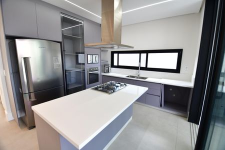 Casa de condomínio para alugar com 295m², 4 quartos e 4 vagasCozinha