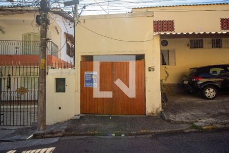 Casa à venda com 230m², 6 quartos e 2 vagasFachada