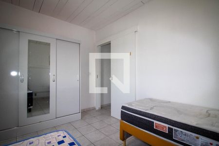 Casa à venda com 230m², 6 quartos e 2 vagasCasa  3 - Quarto
