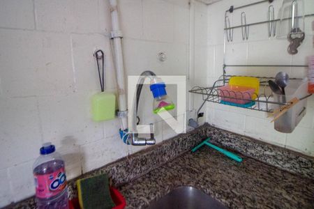 Casa à venda com 230m², 6 quartos e 2 vagasCasa  3- Cozinha