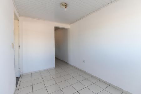 Quarto 2 de casa para alugar com 2 quartos, 60m² em Jardim Guaianazes, São Paulo