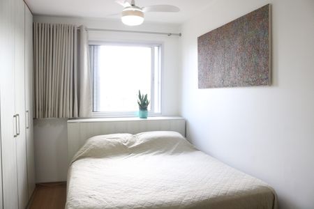 Apartamento à venda com 88m², 2 quartos e 2 vagasQuarto 2