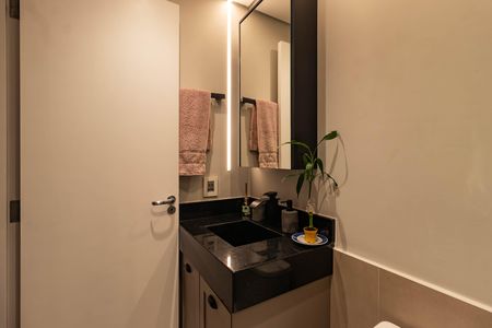 Apartamento à venda com 70m², 2 quartos e 2 vagas Apartamento à venda com 70m², 2 quartos e 2 vagasBanheiro