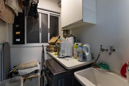 Apartamento à venda com 70m², 2 quartos e 2 vagas Apartamento à venda com 70m², 2 quartos e 2 vagasÁrea de Serviço