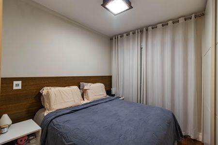 Apartamento à venda com 70m², 2 quartos e 2 vagas Apartamento à venda com 70m², 2 quartos e 2 vagasSuíte