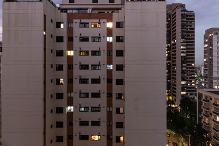 Apartamento à venda com 70m², 2 quartos e 2 vagas Apartamento à venda com 70m², 2 quartos e 2 vagasQuarto