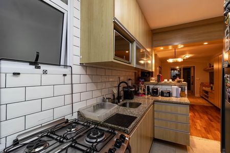 Apartamento à venda com 70m², 2 quartos e 2 vagas Apartamento à venda com 70m², 2 quartos e 2 vagasCozinha