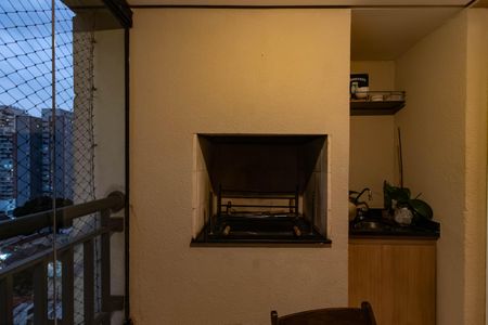 Apartamento à venda com 70m², 2 quartos e 2 vagas Apartamento à venda com 70m², 2 quartos e 2 vagasVaranda