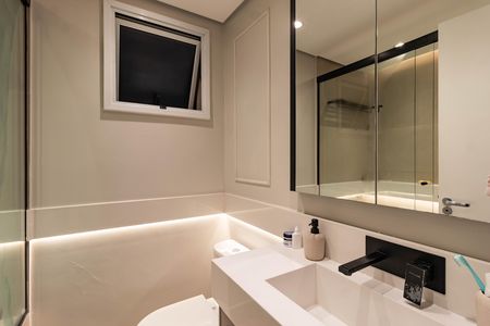 Apartamento à venda com 70m², 2 quartos e 2 vagas Apartamento à venda com 70m², 2 quartos e 2 vagasBanheiro da Suíte