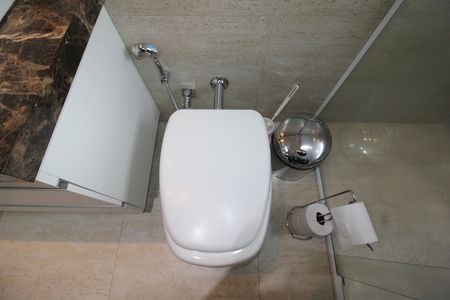 Casa à venda com 200m², 2 quartos e 2 vagasBanheiro