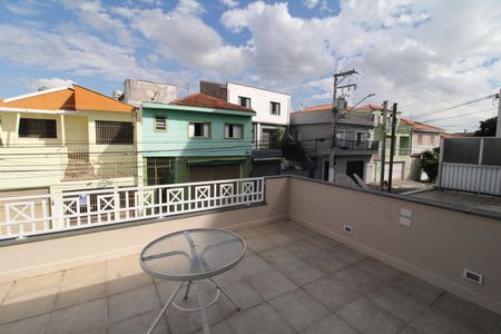 Casa à venda com 200m², 2 quartos e 2 vagasQuarto 2 - Varanda