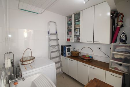 Casa à venda com 200m², 2 quartos e 2 vagasÁrea de Serviço