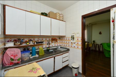Apartamento à venda com 110m², 3 quartos e 2 vagas Apartamento à venda com 110m², 3 quartos e 2 vagasCozinha