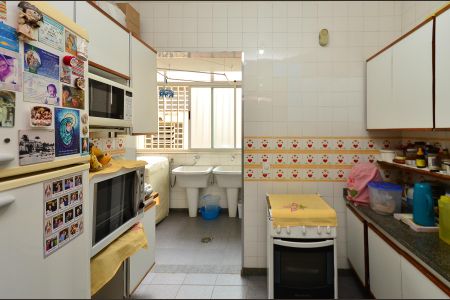 Apartamento à venda com 110m², 3 quartos e 2 vagas Apartamento à venda com 110m², 3 quartos e 2 vagasCozinha