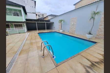 Apartamento à venda com 99m², 3 quartos e 2 vagasÁrea externa