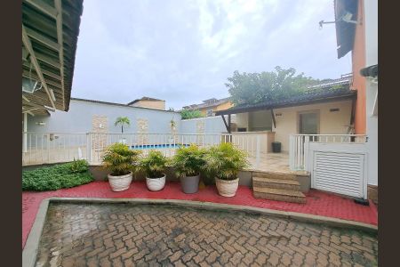 Apartamento à venda com 99m², 3 quartos e 2 vagasÁrea externa