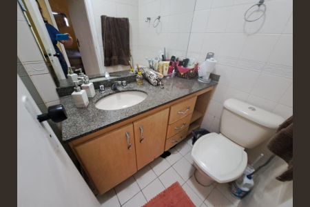 Apartamento à venda com 99m², 3 quartos e 2 vagasBanheiro