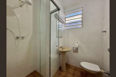 Casa para alugar com 125m², 2 quartos e 1 vagaBanheiro 