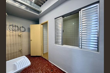 Casa para alugar com 125m², 2 quartos e 1 vagaQuintal