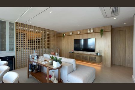 Apartamento à venda com 151m², 2 quartos e 2 vagas Apartamento à venda com 151m², 2 quartos e 2 vagasSala