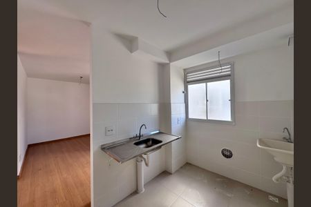 Apartamento à venda com 44m², 2 quartos e 1 vagaCozinha e Área de Serviço